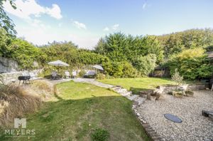 Photo 14- click for photo gallery